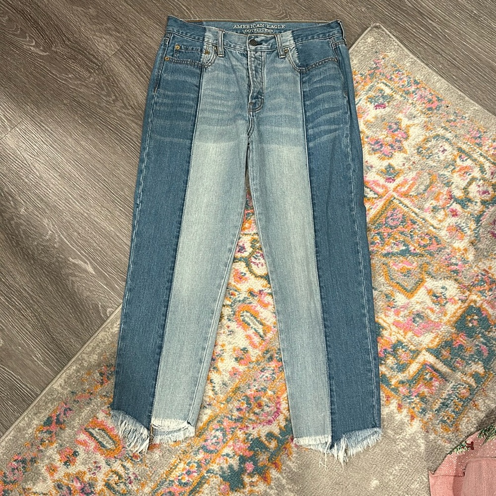 American Eagle Vintage Hi-Rise jeans